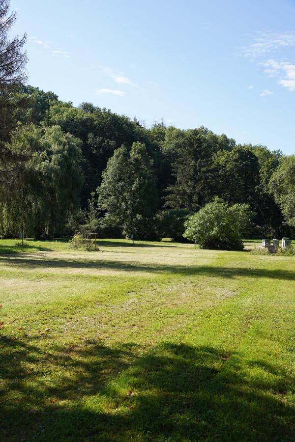 Alferweiher Bed & Breakfast *